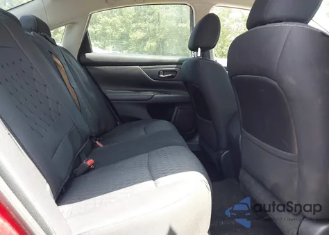 2018 Nissan Altima 2.5 S z USA, uszkodzony, nr VIN 1N4AL3AP9JC255826